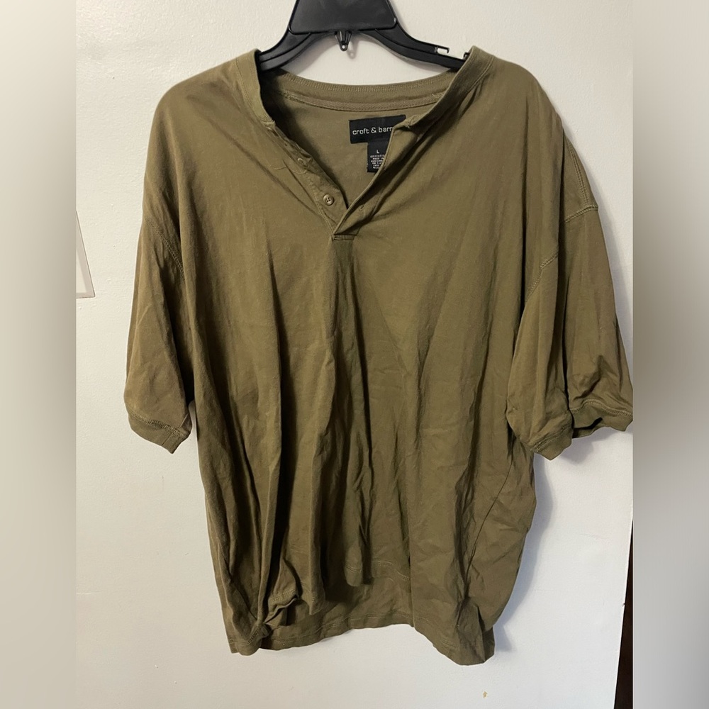Croft & Barrow Green Men’s Large short sleeve 1/4 Button Down